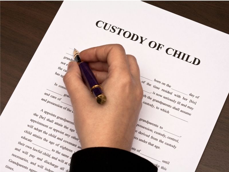 Child custody lawyer
